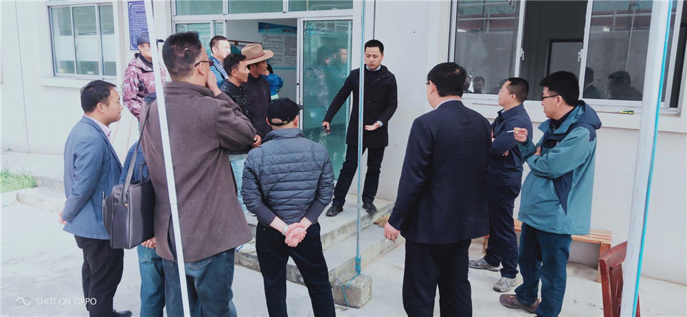 西南督查組在自治區(qū)、日喀則市、吉隆縣、吉隆鎮(zhèn)有關領導的陪同下對吉隆鎮(zhèn)污水處理廠檢查工作